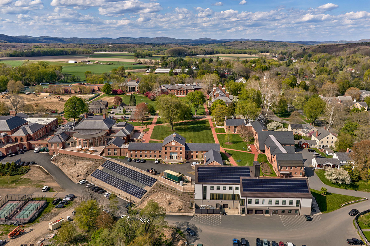 drone photo of deerfield dining and solar array