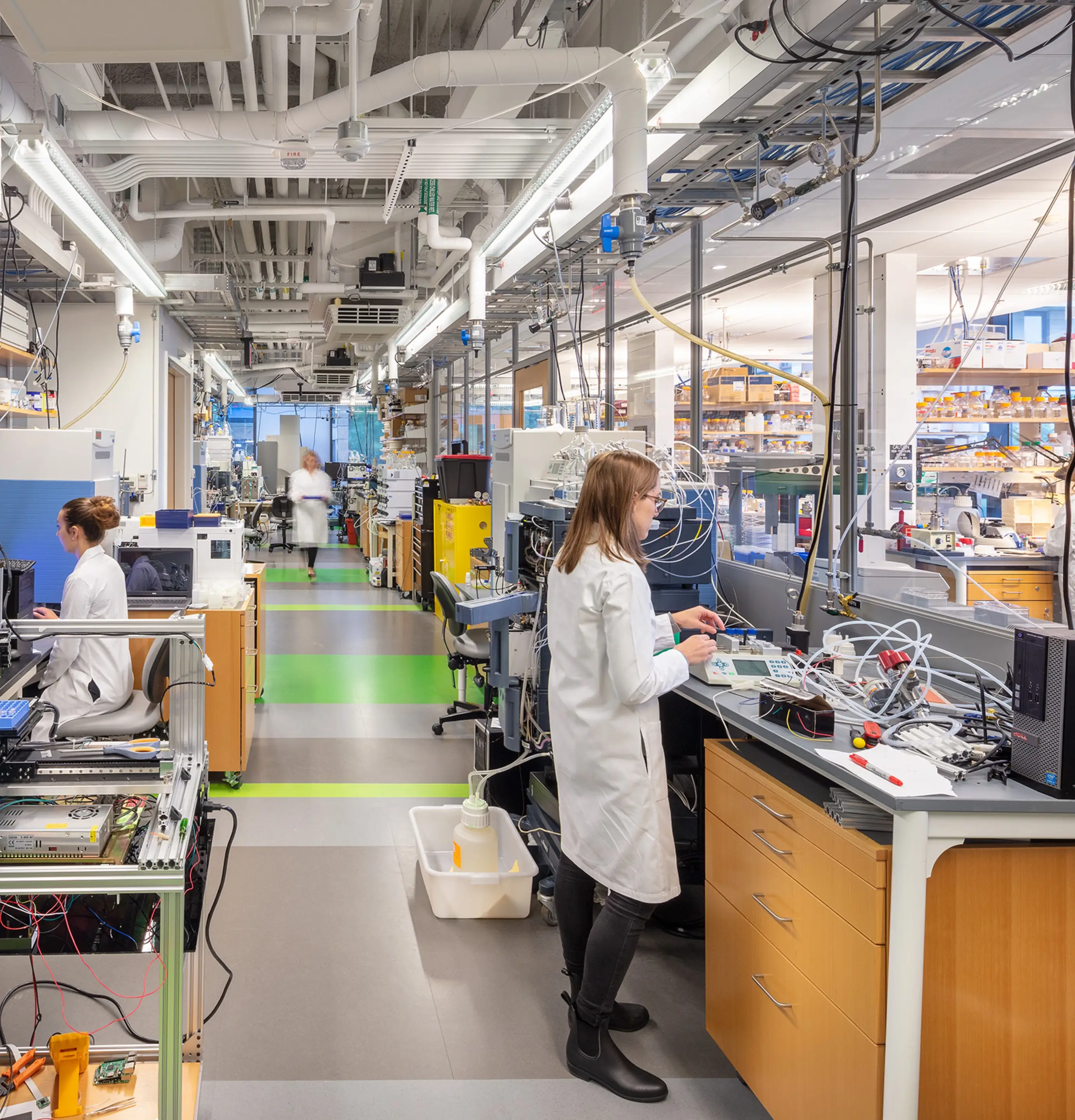 proteomics specialty laboratory